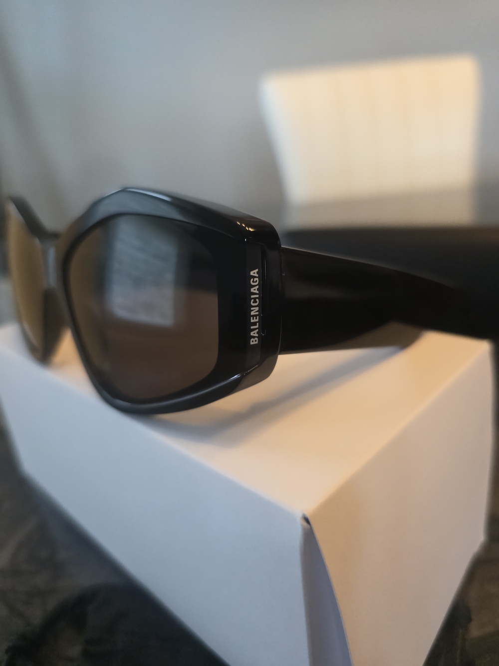 NWT AUTHENTIC Balenciaga BB0302S Women's Black Oversized Rectangle Sunglasses